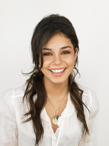 VANESSA usmev.jpg